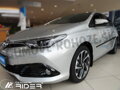 Toyota Auris Htb od 2012 - ochranné lišty dverí