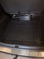 VW Transporter T5 2003-2015 (dlhá verzia; 143cm) - gumová vanička do kufra Rezaw