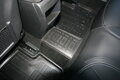Infiniti Q30 od 2016 - autorohože s vysokým okrajom Novline