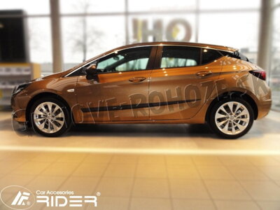 Opel Astra K od 2015 - ochranné lišty dverí