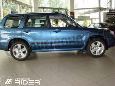 Subaru Forester 2002-2008 - ochranné lišty dverí
