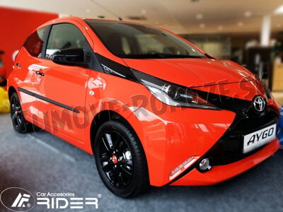 Toyota Aygo od 2014 - ochranné lišty dverí