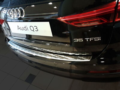 Audi Q3 od 2018 - lišta nárazníka