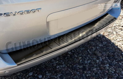 Peugeot 5008 2009-2017 Grafit - lišta nárazníka