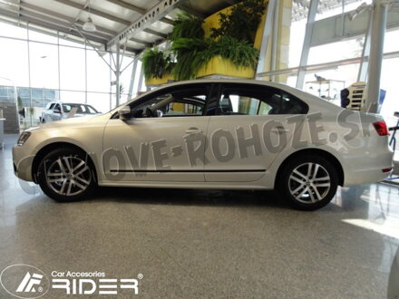 VW Jetta od 2011 - ochranné lišty dverí