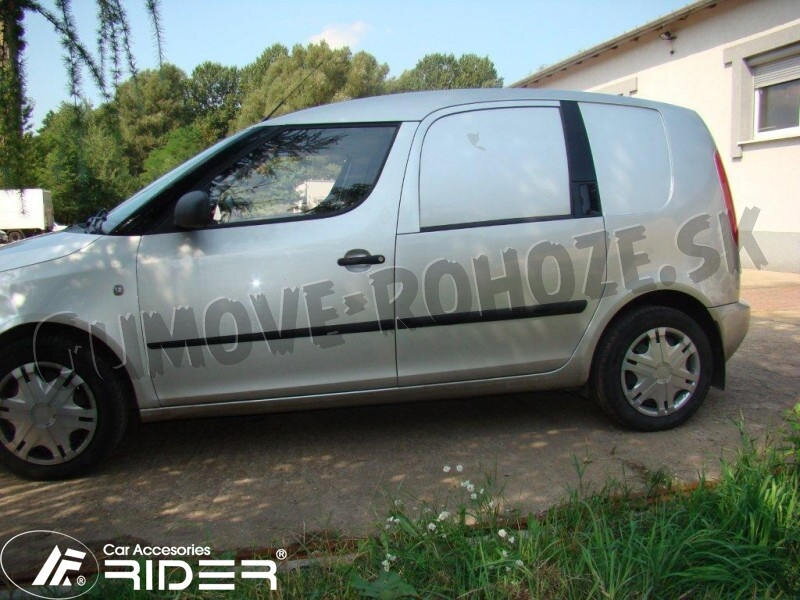 Škoda Roomster od 2006 - ochranné lišty dverí Škoda Roomster od 2006 - ochranné lišty dverí