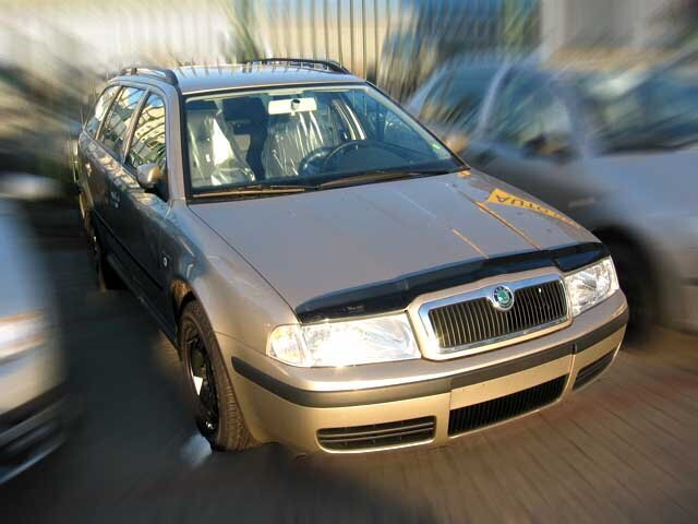 Škoda Octavia I 1996-2010 - kryt prednej kapoty Heko (nalepovací) Škoda Octavia I 1996-2010 - kryt prednej kapoty Heko (nalepovací)