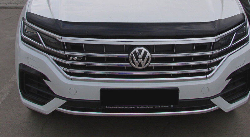 VW Touareg od 2018 - kryt prednej kapoty Novline