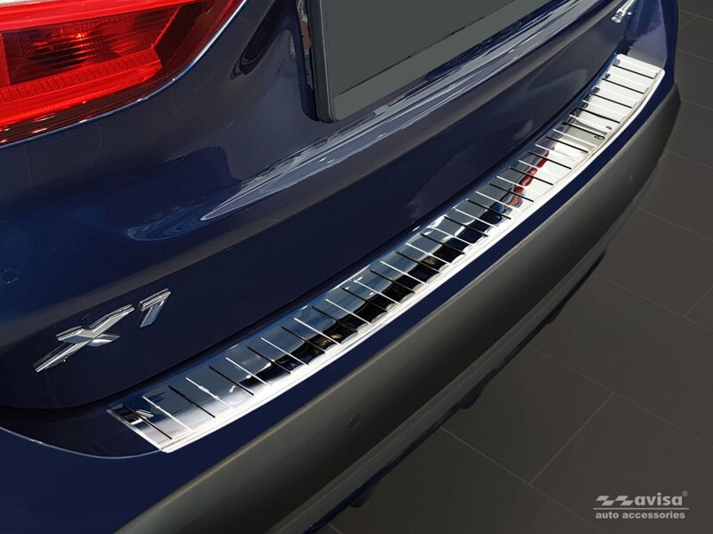 BMW X1 (F48) od 2015 Chróm - lišta nárazníka BMW X1 (F48) od 2015 Chróm - lišta nárazníka