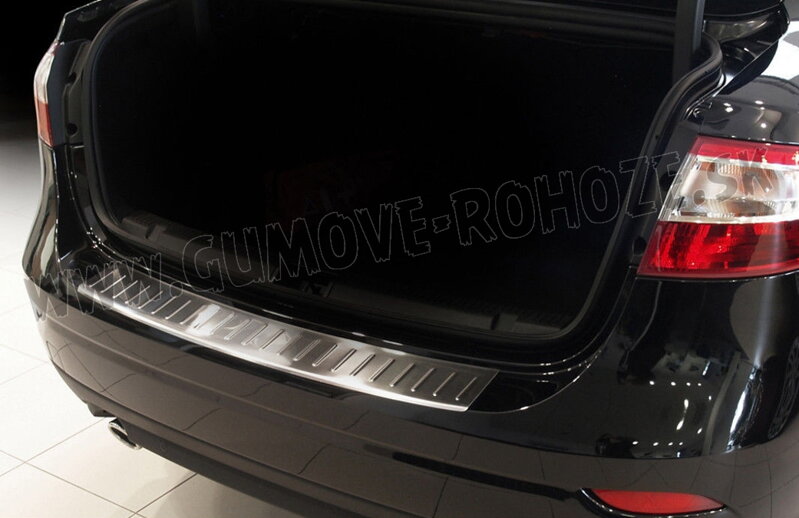 Renault Fluence od 2013 - lišta nárazníka Renault Fluence od 2013 - lišta nárazníka