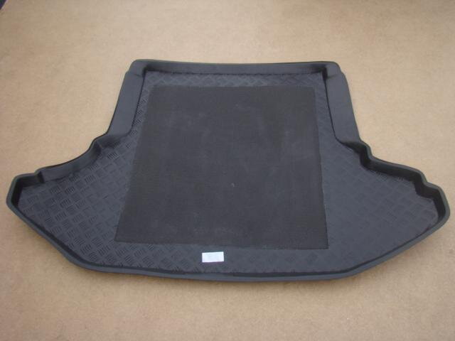 Subaru Legacy Sedan 2009-2014 - plastová vanička do kufra Rezaw Subaru Legacy Sedan 2009-2014 - plastová vanička do kufra Rezaw